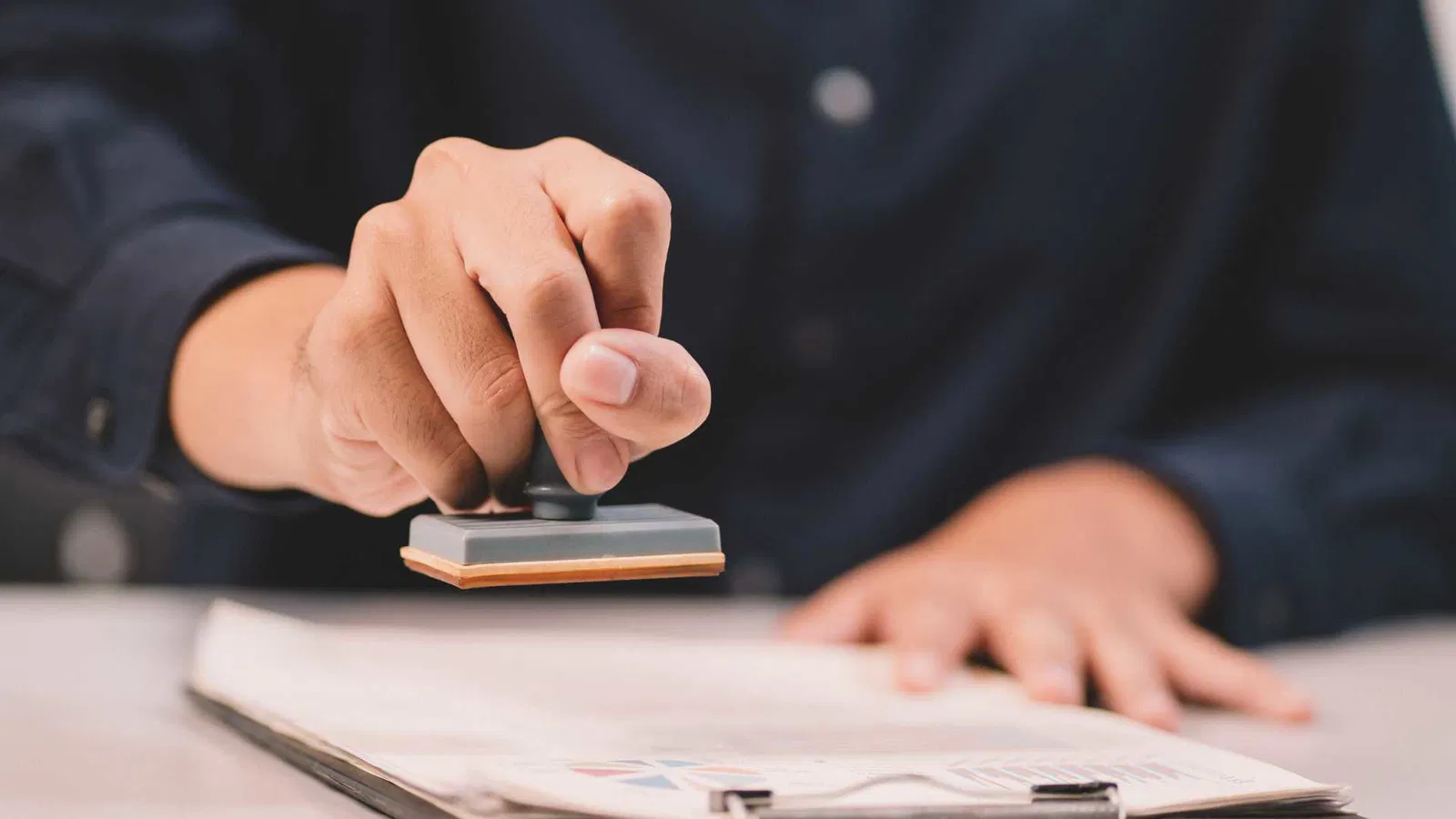 Read more about the article Differences between Personal Loans and Easy Loans